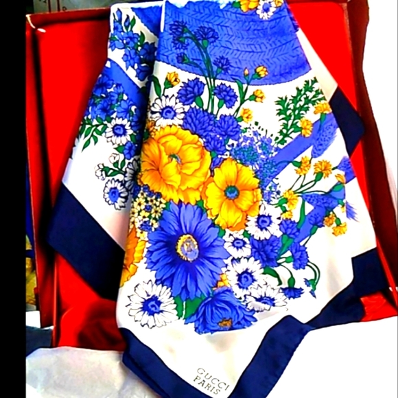 Gucci Royal Ascot Hat Racing Stirrups Themed Silk - Picture 11 of 11